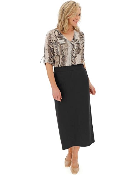 black tailored skirts for women.